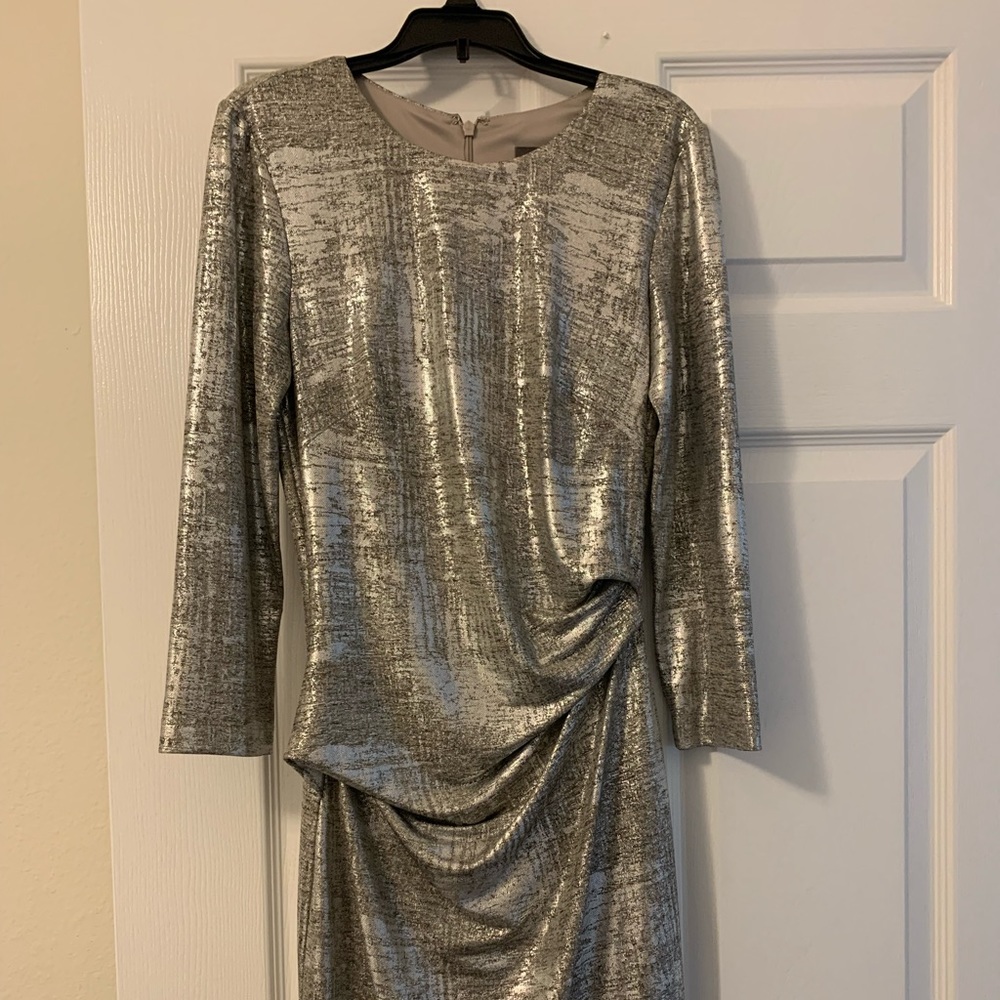 Vince Camuto Side Ruched Metallic Dress SIZE 6 worn once. Poly lining.